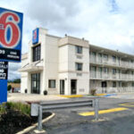 14MOTEL 6