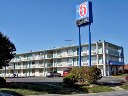 19MOTEL 6
