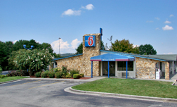 2MOTEL 6 WEST