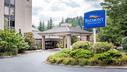 BAYMONT INN & SUITES1