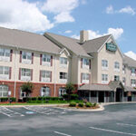 COUNTRY INN & SUITES