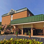 COUNTRY INN & SUITES EAST