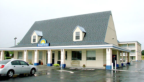 DAYS INN11