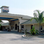 RIVIERA INN & SUITES