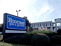 RODEWAY INN2