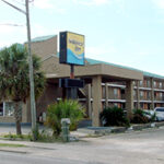 SEABREEZE INN