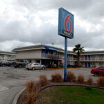 36MOTEL 6