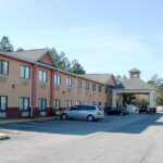 BAYMONT INN & SUITES3