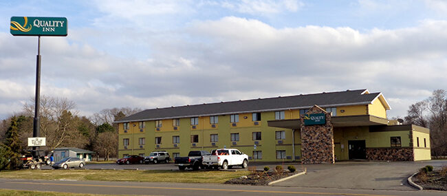 QUALITY INN HALL OF FAME